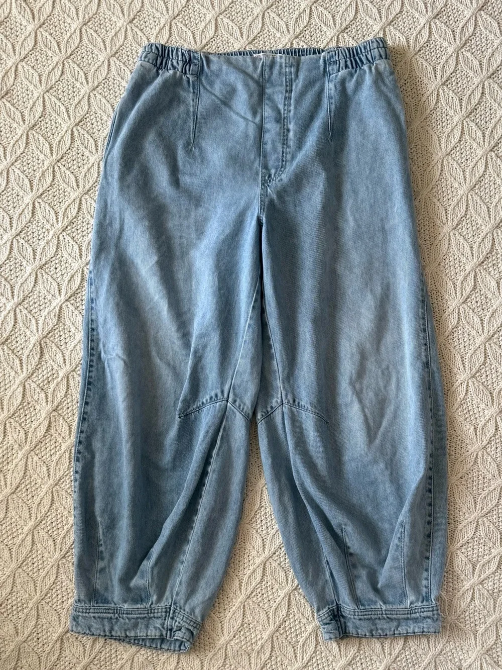 We the Free Oslo Pull-On Balloon Jeans Size M